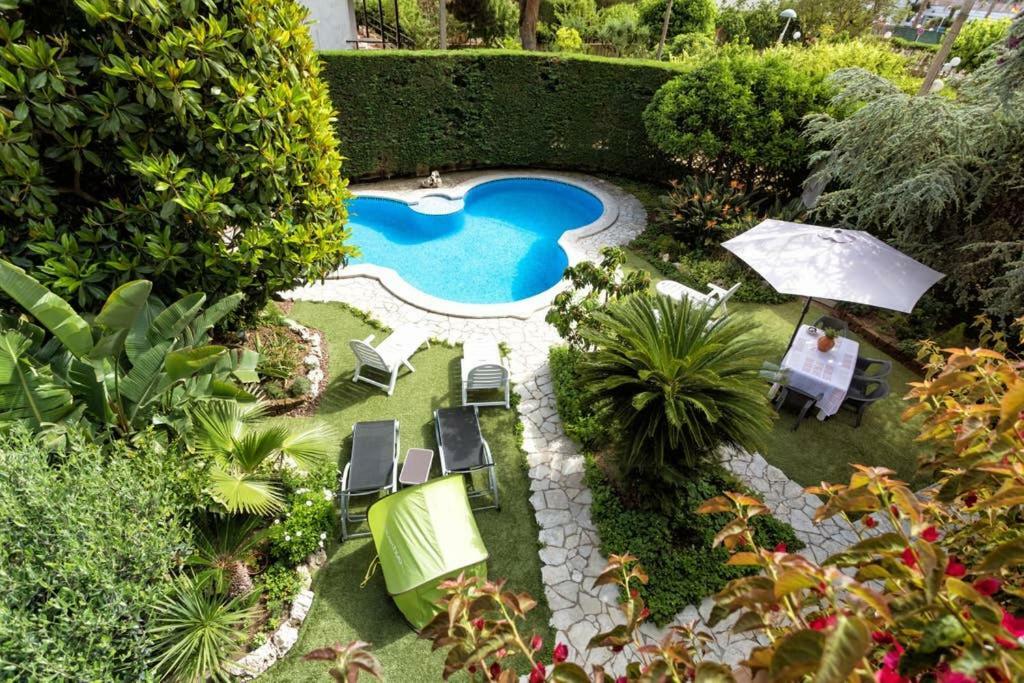 Villa Paquita Calella Zewnętrze zdjęcie